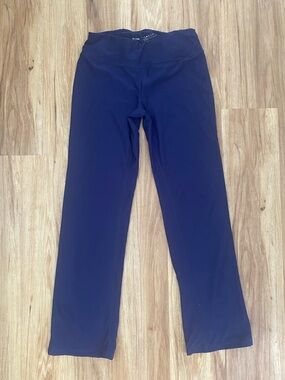 🌺 3/$18 Reebok Women's Navy Blue Athletic Pants